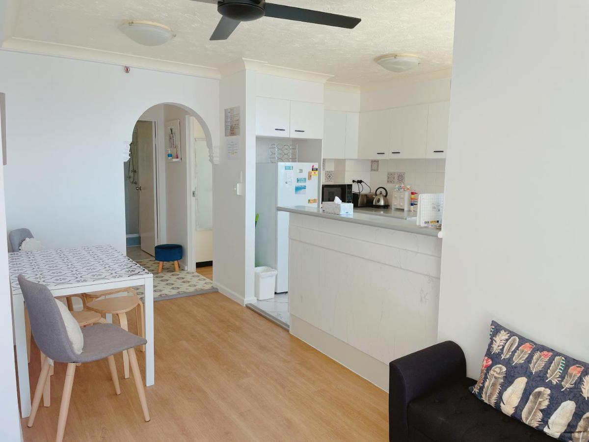1 Bedroom And 1 Living Room Family Suite Gold Coast Extérieur photo